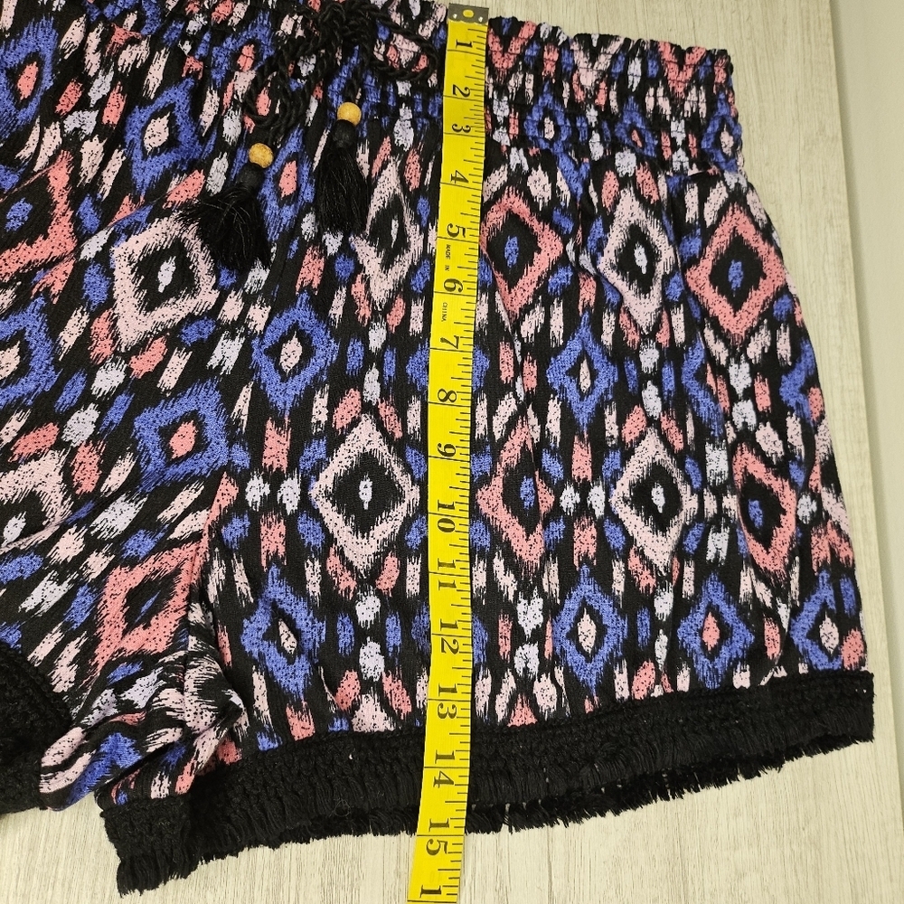 No Boundaries Shorts Aztec Fringe Juniors 21 XXXL Boho Smocked Tassel Women's 18 - Picture 9 of 9